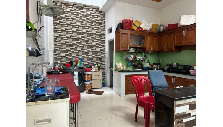 HẺM 6M, 55M2, 2 TẦNG 2PN, SÁT KÊNH THAM LƯƠNG, LIÊN KHU 5-6 GIÁ NHỈNH 3 TỶ